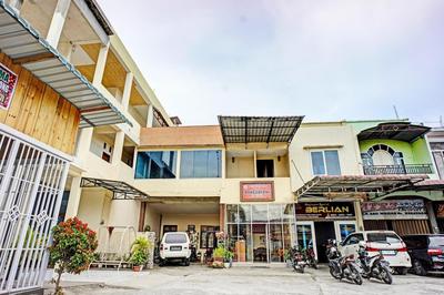 OYO 93264 Penginapan Syari'ah Berlian