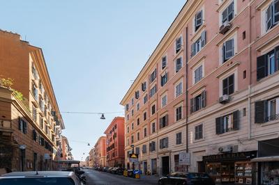GuestHost - The secret garden of Rome! Apt x2