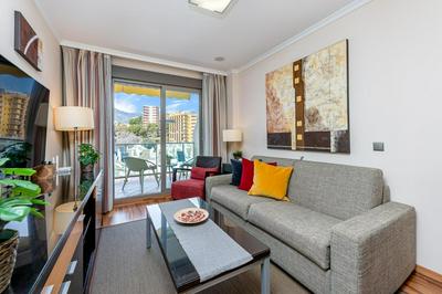 797 HOLIDAY RENTALS - ARCOSUR 4- Elegante apartamento a 1 min de la playa