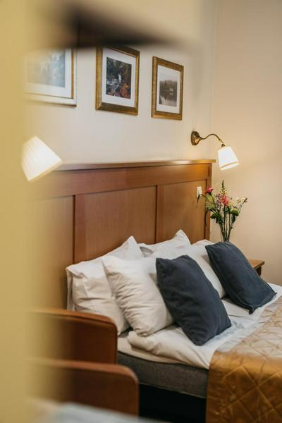 CATHEDRAL Old Town Suites