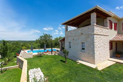 Beautiful villa Stupenda with whirlpool in Porec