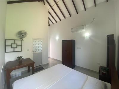 Irin's Beach Lodging