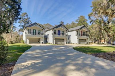 Modern Ocala Townhome w/ EV Charger Near WEC