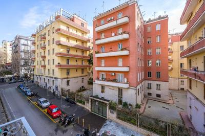 Vomero Duplex Apartment by Wonderful Italy