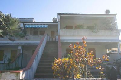 Trilocale con terrazzo a 100 metri dal mare, Marcelli - M025