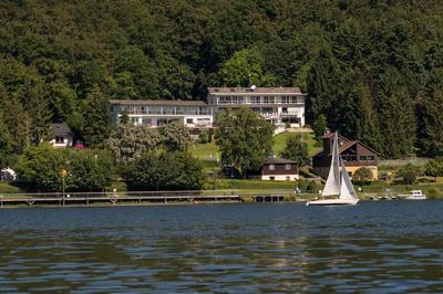 PlusNaturHotel direkt am Ederseeufer Waldhotel Wiesemann und Ferienapartments