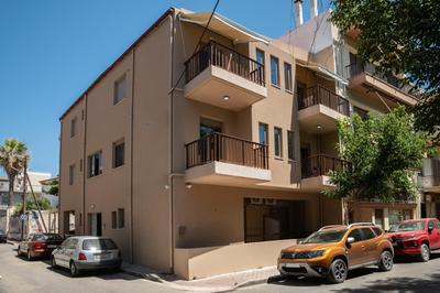 ModernPastel Studio-Near Old Port