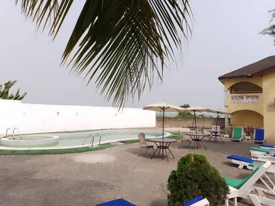 De L'abamba Beach Resort and Spa