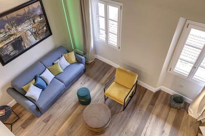 Sant'Agostino Luxury Apartment by Mamo Florence