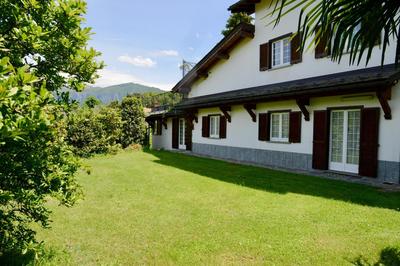 Villa Marena: vista lago, giardino, parcheggio