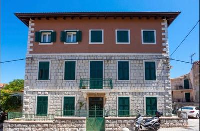 Luxurious apartment BELLA LUX in city center with FREE PARKING INCLUDED!