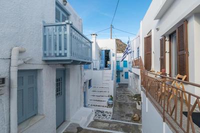 Rustic House in Plaka