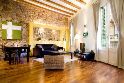 Picasso Apartment