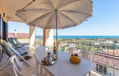 Badolato Apartments