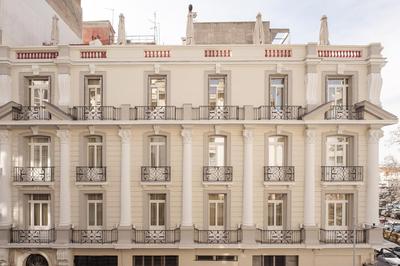 Zenith Premium Suites