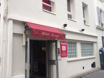 Merryl Hotel