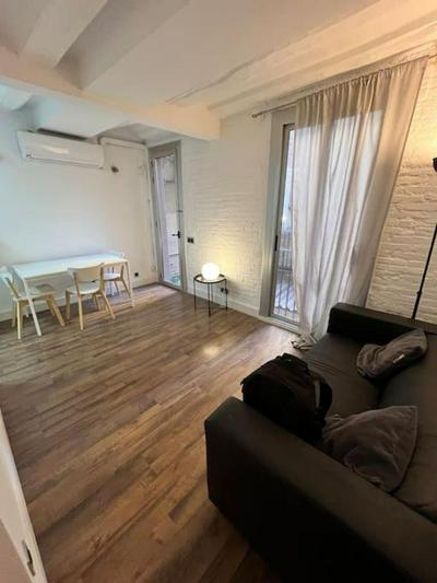 Acogedor piso en el corazón de la ciudad con patio exclusivo