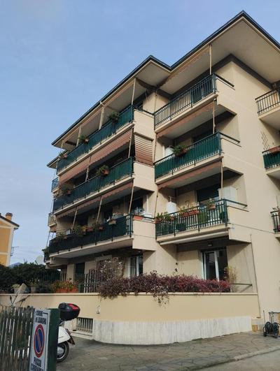 Appartamento con posto auto privato comodo a centro e spiagge