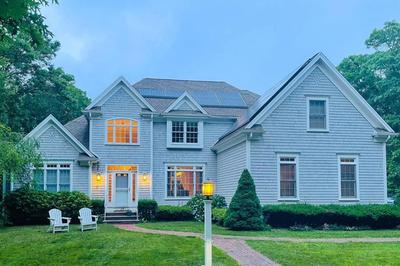 4BR Mashpee Retreat with fireplace