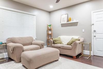 1Bed/1Bath: Parking_Kitchen_TV_W/D