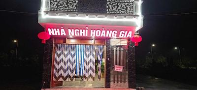 Hoàng Gia Hotel Royal