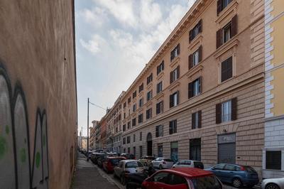 GuestHost - San Giovanni in Laterano Dazzling Apartment