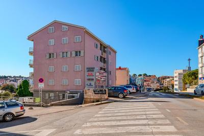 Aureo Apartment Pula Center