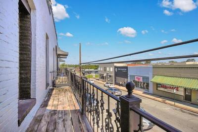 Downtown Loft - Above Bull & Barrel & Close to Georgia Southern