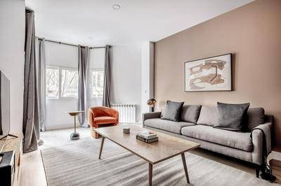 Blueground La Dreta de lEixample furnished BCN-75