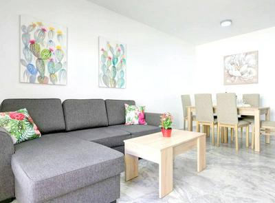 Modern Apartment in Fuengirola 70 m² with Shared Pool