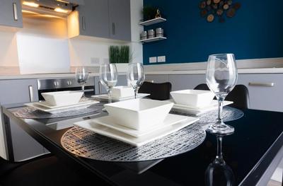 Stylish House with Private parking