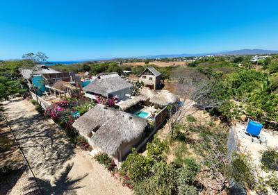 Casa Terra - Tropical Rustic Cabins with Pool
