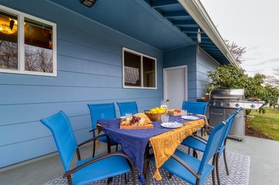 Pendleton House - Complimentary Wine Tasting