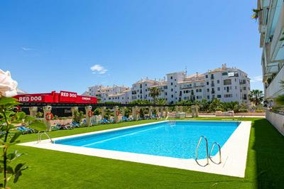 MARBELLA HOME RENTALS - Marina Banus, Puerto Banus, seaview, 2BR, parking & pool