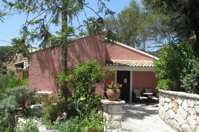 Nikatsas Cottage No 2