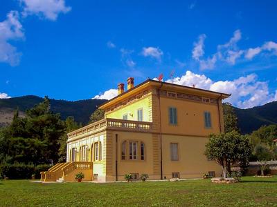 Marta Guest House