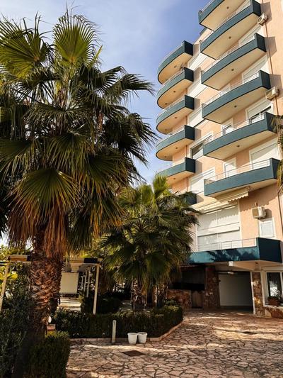 Alexis Beach - Pet Friendly
