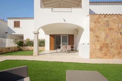 appartamento con piscina privata by BudoniAffitti