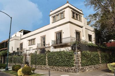 Pug Seal Polanco Anatole France