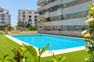 MARBELLA HOME RENTALS - Marina Banus, Puerto Banus, 2BR Luminous pool & parking