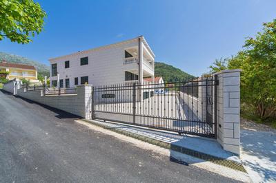 Villa Slano