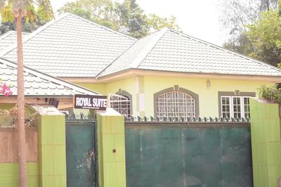 ROYAL SUITES AND APARTMENTS