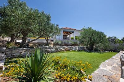 Villa True Oasis with Heated Pool