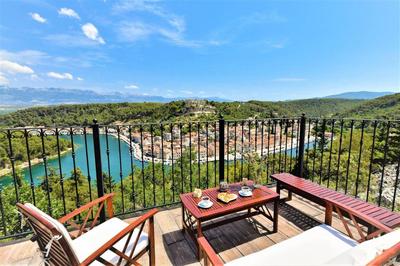 Dreamview & heated pool at Lucija 1