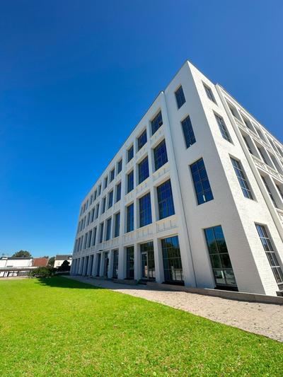 LIVELY Weiße Dame Gronau