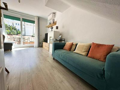 MIRA - Casa de 3 dormitorios, Terrazas, Vistas al mar, Parking privado, Playa a 400 metros, Centro a 500 metros