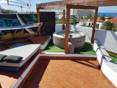 Spacious Apartment in Arona 190 m² with shared pool