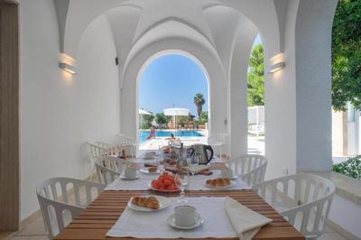 Villa Antares by LoveSud