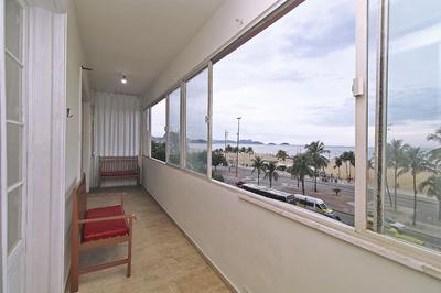 Apartamento com vista espetacular p/ 9 pessoas, frente mar, próximo ao metrô.