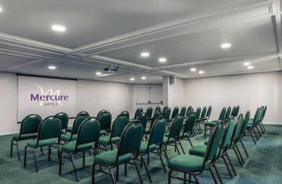 Hotel MRC PINHEIROS- The Best Excellence Duplex Studio - Red Velvet Deluxe Edition - First Class - By LuXXoR